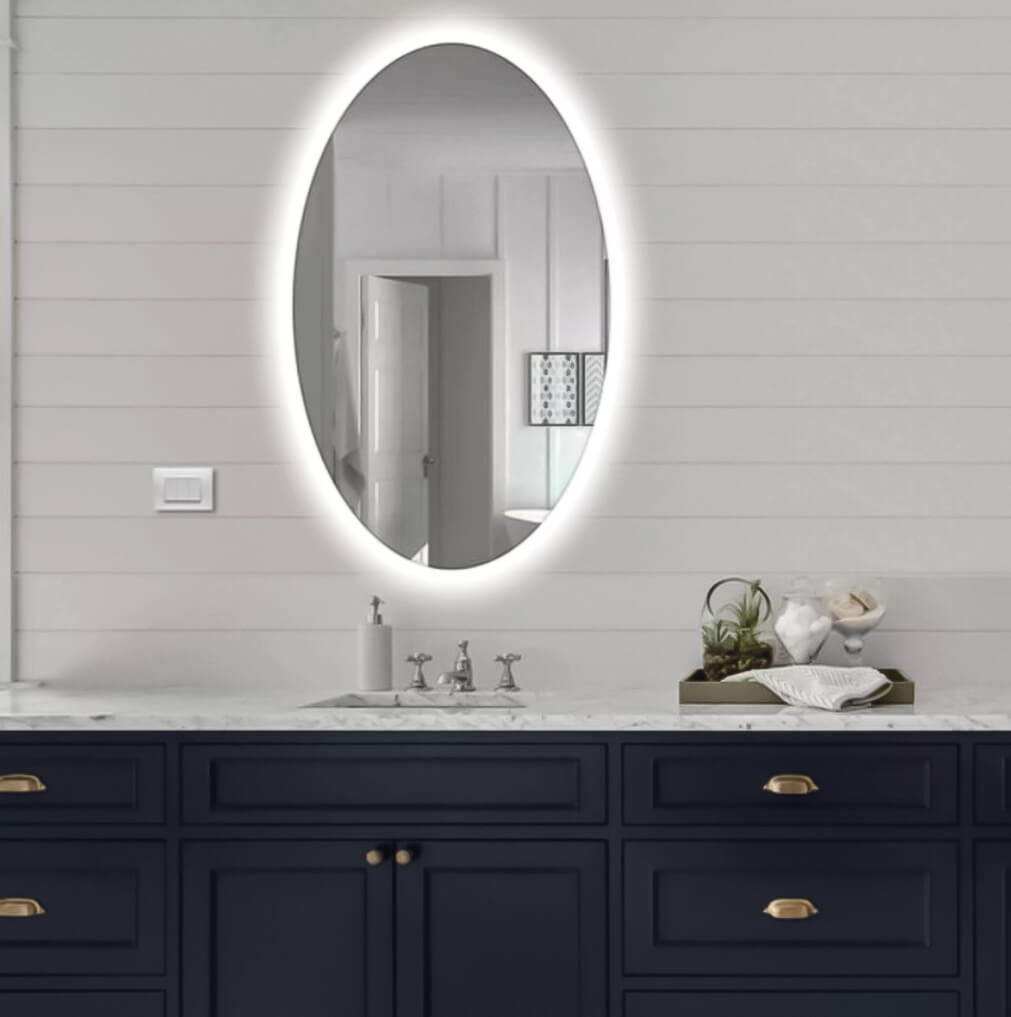 Specchio ovale con LED